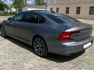 Volvo S90 foto 2