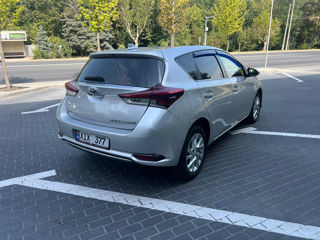 Toyota Auris foto 4