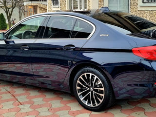 BMW 5 Series foto 9