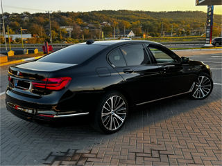 BMW 7 Series foto 3