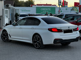 BMW 5 Series foto 3