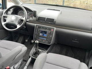 Volkswagen Sharan foto 6