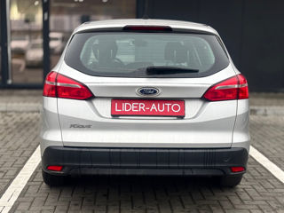 Ford Focus foto 5