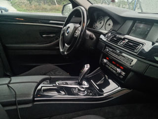 BMW 5 Series foto 8