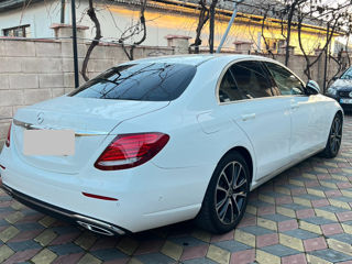 Mercedes E-Class foto 3