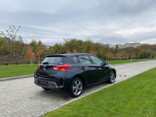 Toyota Auris foto 3