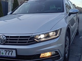 Volkswagen Passat foto 2