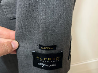 Costum de brand premium Alfred Sung (XL-XXL) foto 2