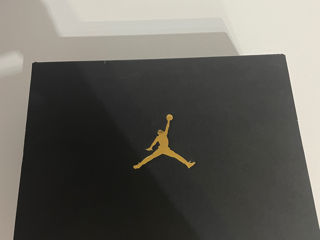 sneakersi jordan 4 max aura foto 1