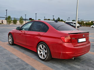 BMW 3 Series foto 4