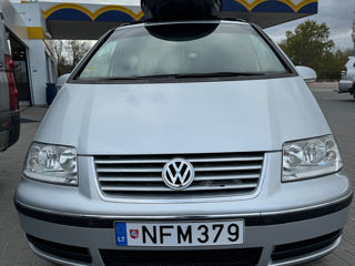 Volkswagen Sharan foto 3