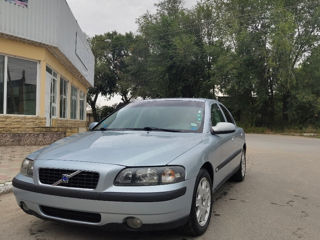 Volvo S60 foto 2