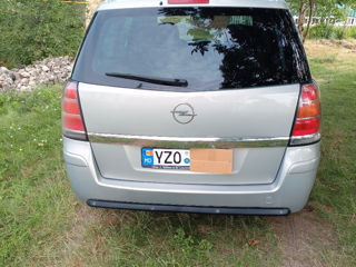 Opel Zafira foto 4