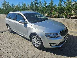 Skoda Octavia foto 2