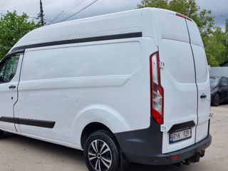 Ford Transit Costum foto 2