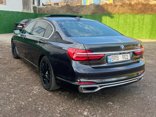 BMW 7 Series foto 4