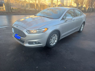 Ford Fusion foto 2