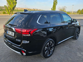 Mitsubishi Outlander foto 9