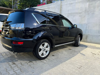 Mitsubishi Outlander foto 5