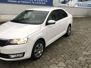 Skoda Rapid foto 1