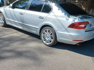 Skoda Superb foto 7