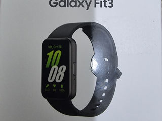 Vând Samsung galaxy Fit 3