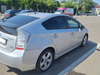 Toyota prius 30 hybrid 2011 piese запчасти foto 3