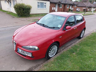 Alfa Romeo 147 foto 2