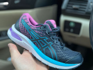 ASICS gel