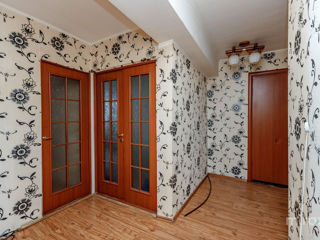 Apartament cu 3 camere, 80 m², Poșta Veche, Chișinău foto 4