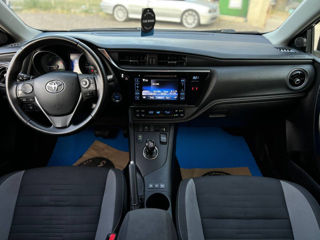 Toyota Auris foto 6