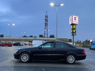 Mercedes E-Class foto 2