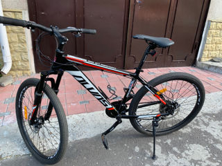 Vînd bicicletă