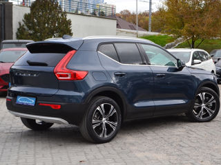 Volvo XC40 foto 2