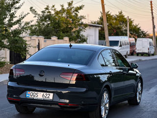 Volkswagen Passat foto 2