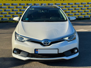 Toyota Auris foto 2