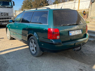 Volkswagen Passat foto 8