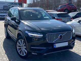 Volvo XC90 foto 4