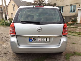 Opel Zafira foto 5