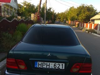 Mercedes E Class foto 5