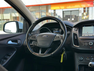 Ford Focus foto 8