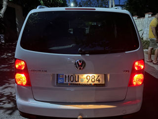 Volkswagen Touran foto 7