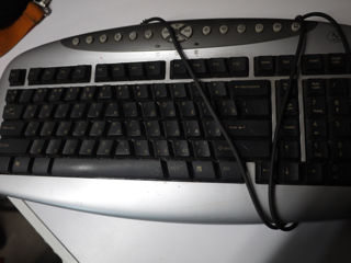 клавиатура  с проводом