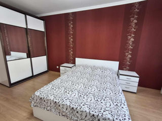 Apartament cu 3 camere, 135 m², Centru, Chișinău foto 6