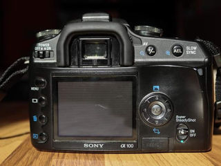 Sony Alpha 100 foto 2