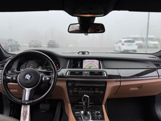 BMW 7 Series foto 8