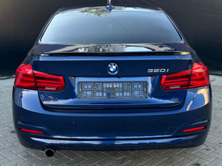 BMW 3 Series foto 5