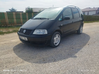 Volkswagen Sharan foto 2