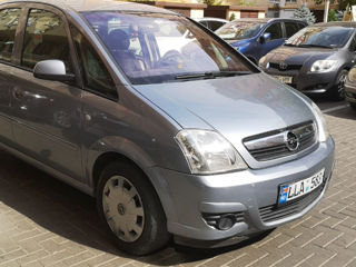 Opel Meriva foto 2