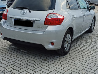 Toyota Auris foto 3